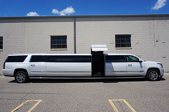 white stretch limo